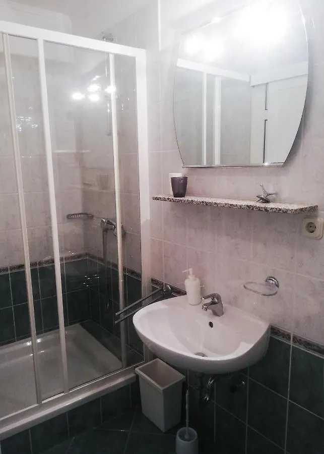 Rab Pandelo Apartmani Banjol Apartment