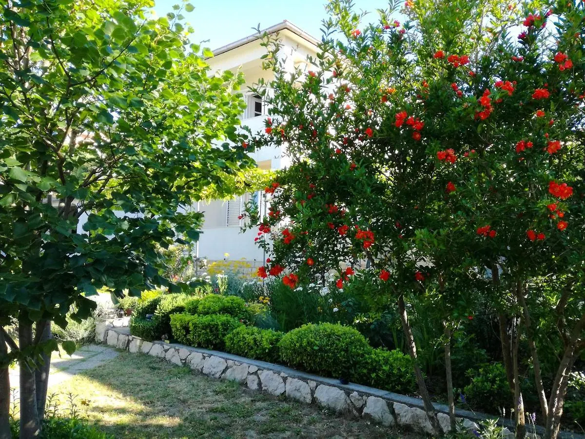 Rab Pandelo Apartmani Banjol Croatia