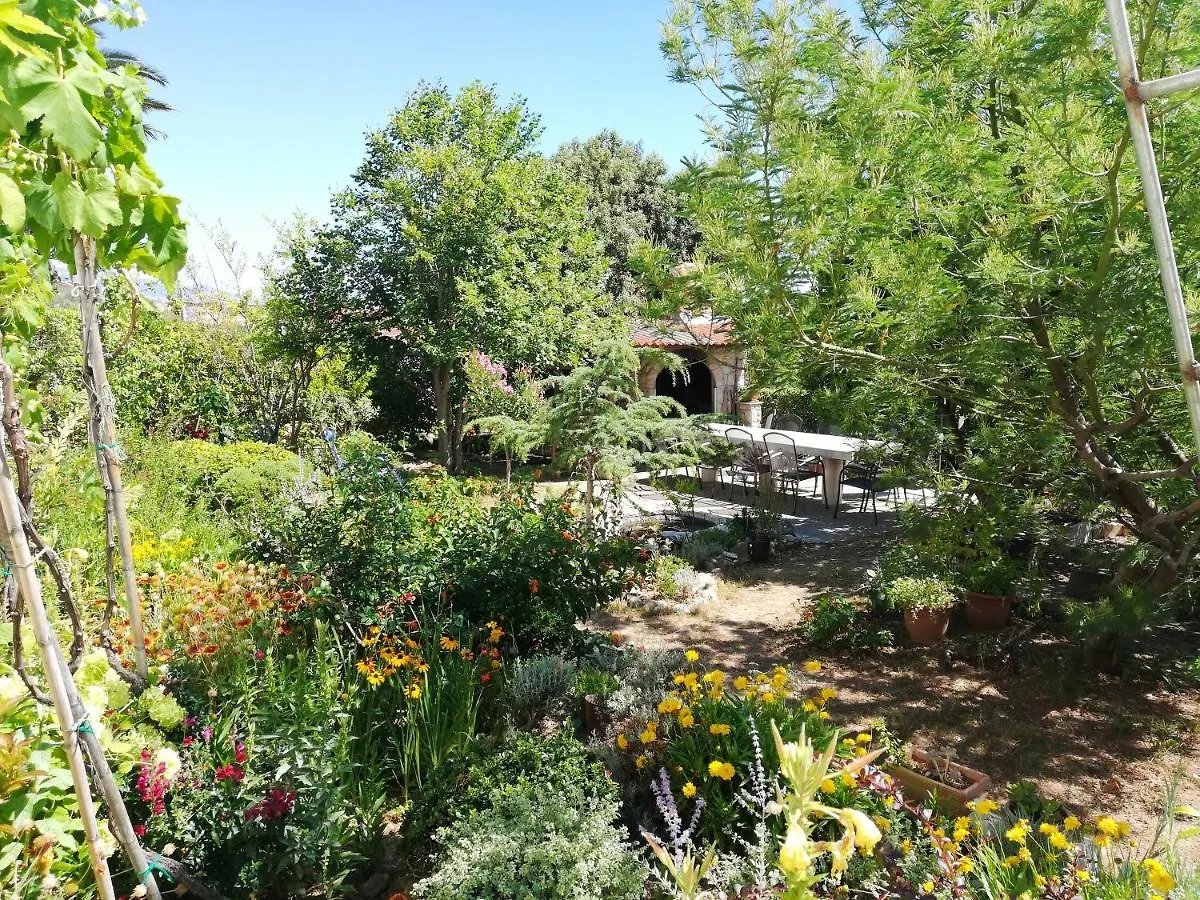 Rab Pandelo Apartmani Banjol Apartment