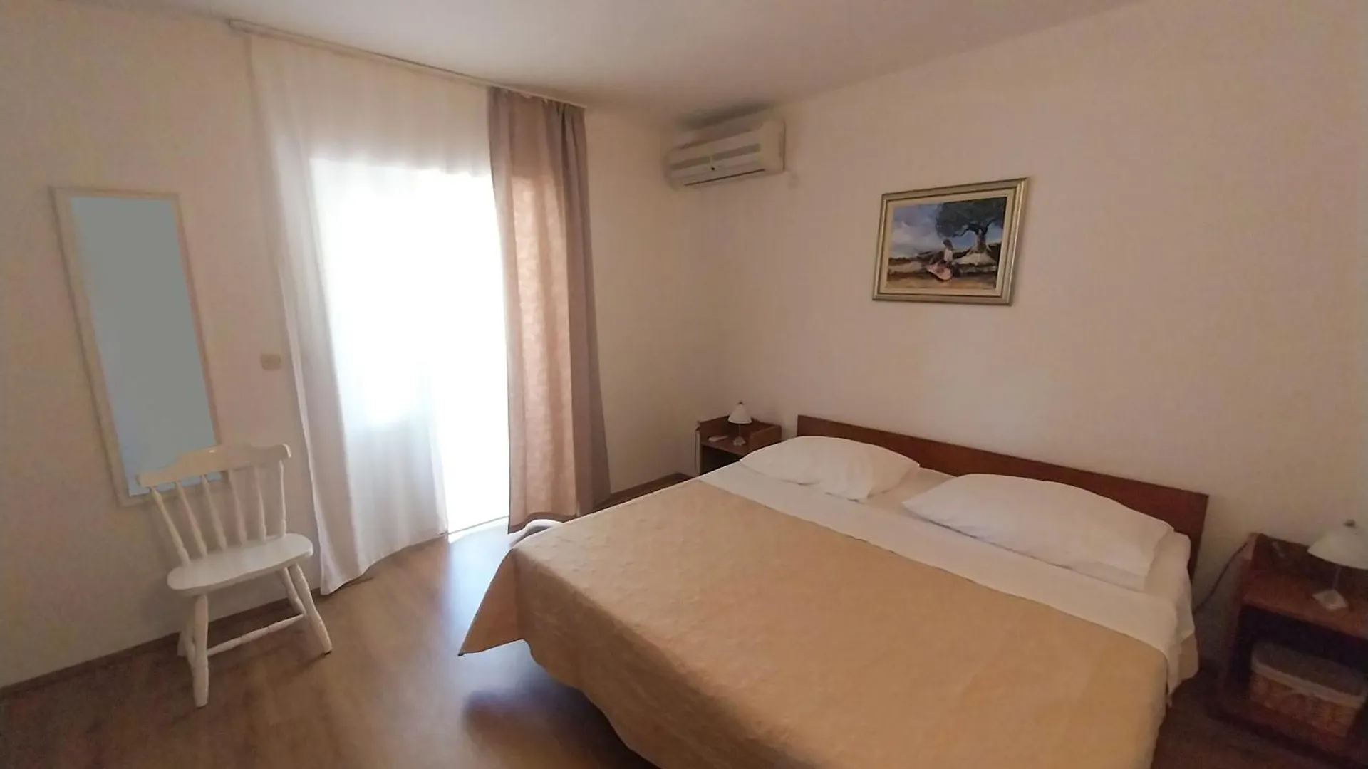 Rab Pandelo Apartmani Banjol Apartment